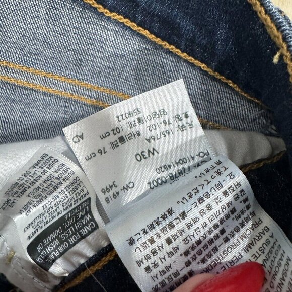 LEVI’S Shorts Denim Cut-offs Distressed‎  Women's W 30 Bottoms Summer - Picture 3 of 8